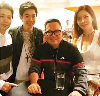  ??  ?? Andy, Xander, Direk Mark at Kim Hye Lim