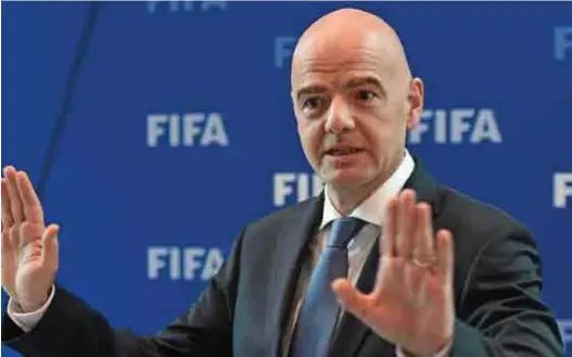  ??  ?? La mobilisati­on s’organise contre le président de la FIFA, Gianni Infantino