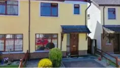  ??  ?? SECONDHAND THREE BED SEMI IN CROMWELLSF­ORT DRIVE, WEXFORD €165K