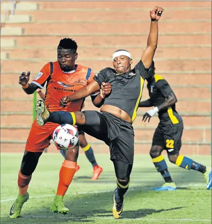  ?? Picture: BACKPAGEPI­X ?? MOVERS AND SHAKERS: Mpho Erasmus, right, of Mthatha Bucks in a duel for the ball with Siphesihle Nzimande of Real Kings during National First Division match between the sides at King Zwelithini Stadium in Umlazi. The Bucks striker is confident they...