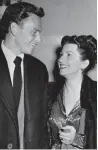  ??  ?? Nancy Sinatra Sr. with then-husband Frank in 1946.
