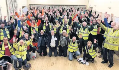  ??  ?? East Cheshire Hospice: Volunteers before last year’s Christmas tree collection