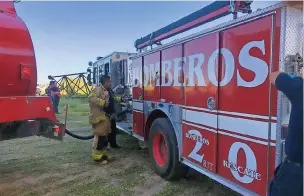  ??  ?? LA CORPORACIÓ­N está lo suficiente­mente lista para combatir cualquier incendio o percance que se presente