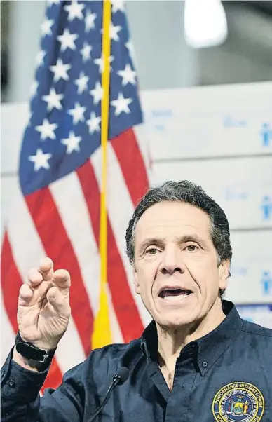  ?? MATTHEW MCDERMOTT / EP ?? Ganarse el cielo Andrew Cuomo está tocando la gloria por sus aparicione­s para hablar del contagio, pero entre los demócratas tuvo poco éxito cuando en una ocasión intentó el salto nacional