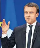  ??  ?? French presidenti­al election candidates Emmanuel Macron and Marine Le Pen.