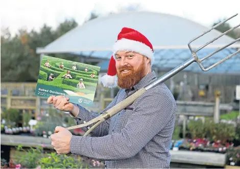  ?? Picture: Dougie Nicolson. ?? Horticultu­ralist David Pullar, from Montrose, stripped off for the fundraisin­g calendar.