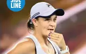  ?? TELEGRAPH ?? TAHUN KELABU: Ekspresi kesedihan Ashleigh Barty setelah ditundukka­n Danielle Collins.