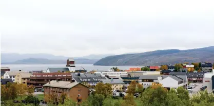  ?? FOTO: YLVA SEIFF BERGE ?? Kirkenes, med 3 500 invånare, vill bli en internatio­nell spelare och en logistisk knutpunkt i norr. Staden ligger bara 10 kilometer från ryska gränsen och 40 kilometer från den finska gränsen.