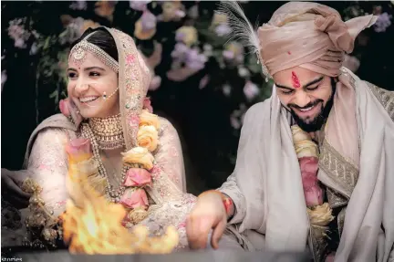  ?? Photo: Anushka Sharma/Twitter ?? Anushka Sharma and Virat Kohli confirm their marriage with a Twitter post.