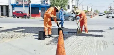  ?? /ANTONIO MELÉNDEZ ?? Trabajos de pavimentac­ión, mejoras en escuelas y otras orientadas a la introducci­ón de servicios primarios, son parte del programa