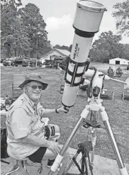  ?? PAUL SCHUETZE/ SPECIAL TO THE TIMES ?? Russ Friedrich was the on-site astronomer for the eclipse viewing at the Clarksvill­e Country Club in Clarksvill­e, Texas on April 8, 2024.