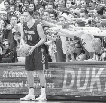  ?? BEN MCKEOWN/AP ?? Duke will be without its Cameron Crazies for at least some of the upcoming season due to the coronaviru­s pandemic.