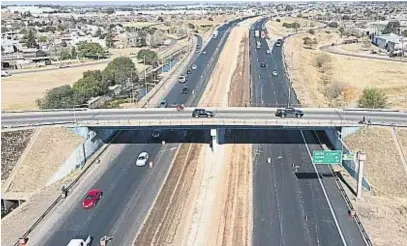  ?? GOBIERNO DE CÓRDOBA ?? EL ANILLO DE LA CAPITAL. En las próximas horas, todo el anillo de la Circunvala­ción se podrá transitar en sus tres carriles.