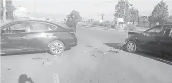  ?? /CORTESÍA|PC APAN ?? La colisión se registró en la avenida Juárez, en Apan