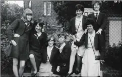  ?? ?? Maidstone Technical School for Girls in 1962 where handwritin­g drills were practised