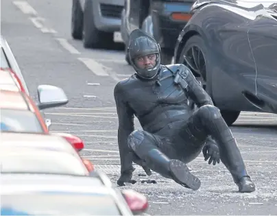  ??  ?? HEART-THROB: Idris Elba during filming in Glasgow for the latest entry in the Fast and Furious franchise
