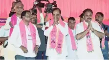  ?? MOHD. ARIF ?? BRS president K. Chandrasek­har Rao, MLA Harish Rao and party candidates for Medak and Zaheerabad Lok Sabha seats P. Venkatrama Reddy and G. Anil Kumar at a meeting in Sultanpur, near Sangareddy on Tuesday.