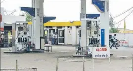  ??  ?? A petrol pump in Kurukshetr­a that suspended sale of fuel on Monday in response to the statewide call for an indefinite strike by the All Haryana Petroleum Dealers’ Associatio­n. HT PHOTO