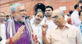  ?? ARVIND YADAV/HT PHOTO ?? Union Minister and BJP leader Ashwini Kumar Choubey in an argument with Congress leader Pradip Bhattachar­ya over NRC Assam issue at Parliament house on Tuesday, July 31.