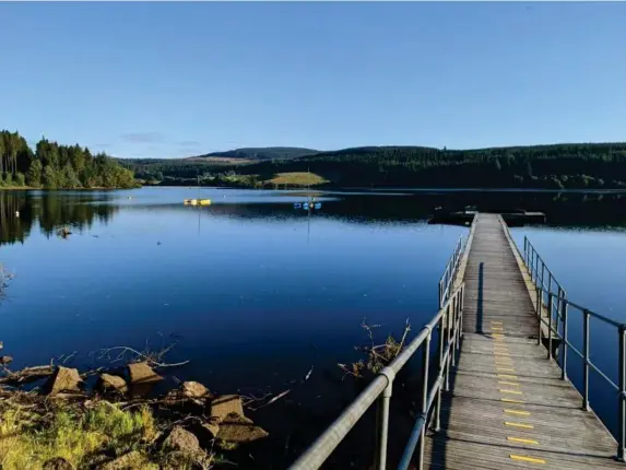  ?? (Daniel Hall) ?? The reservoir holds 44 billion gallons of water