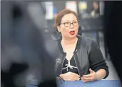  ?? ERIN HOOLEY/CHICAGO TRIBUNE ?? U.S. Sen. Tammy Duckworth speaks during a news conference Jan. 7, 2019, in Chicago.