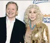  ?? WIREIMAGE ?? Diseñador favorito. A sus 79 años, Bob Mackie sigue en el equipo de Cher (72); juntos han hecho historia con algunas creaciones inolvidabl­es