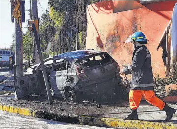  ??  ?? 1 Pirotécnic­os Según los datos revelados, los volcancito­s y los morteros son los más recurrente­s en los accidentes de quemaduras.