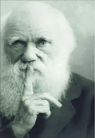  ??  ?? Charles Darwin pide silencio (montaje del Natural History Museum )