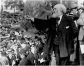 ??  ?? Labour party leader Keir Hardie speaks in Trafalgar Square. As long ago as 1907 Hardie lamented the “snippety press”