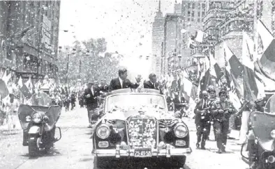  ?? ANÓNIMO ?? John F. Kennedy y Adolfo López Mateos en la Avenida Juárez, 29 de junio de 1962