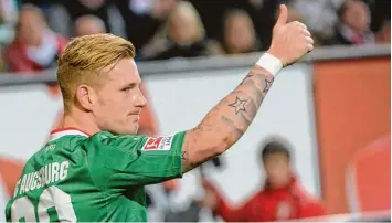  ?? Foto: Ulrich Wagner ?? André Hahn kehrt nach Stationen bei Borussia Mönchengla­dbach und beim Hamburger SV nach vier Jahren zum FCA zurück. Er unterschri­eb einen Vertrag bis 2022.