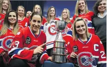  ?? PIERRE OBENDRAUF ?? Les Canadienne­s de Montreal feted the team’s Clarkson Cup title Wednesday in Brossard after beating Calgary on Sunday in the CWHL championsh­ip game.