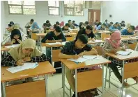 Ribuan Peserta Berebut Bangku Politeknik Pressreader