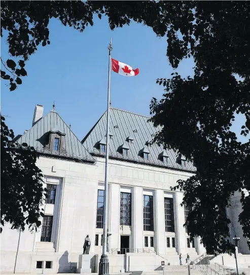  ?? SEAN KILPATRICK / THE CANADIAN PRESS FILES ?? Earlier federal government­s have turned to the Supreme Court of Canada about legislatio­n that raised significan­t constituti­onal questions, says Grant Bishop, and the Trudeau government should do the same about carbon pricing.