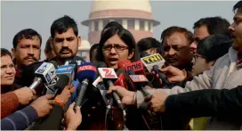  ?? — AFP ?? Delhi Commission for Women chief Swati Maliwal speaks to the media outside the Supreme Court in New Delhi Monday.