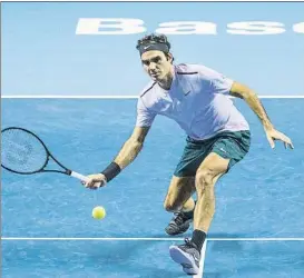  ?? FOTO: AP ?? Roger Federer arrolló a David Goffin para jugar una undécima final en casa, Basilea