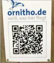  ??  ?? Seit November 2019 gibt es einen QR-Code für für Ornitholog­en am Aussichtst­urm.