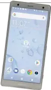  ??  ?? Xperia. Design é diferencia­l do novo celular da Sony