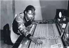  ?? Getty ?? Saunders in his studio in 1987
