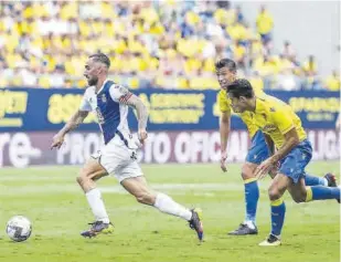  ?? EFE ?? La situación del Espanyol hace que cada partido sea dramático por lo mucho que está en juego. El próximo, ante el Cádiz, es ante un rival en lucha también por huir del descenso
//