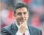  ??  ?? El Benfica de Rui Vitoria, que le ha dejado en bandeja el campeonato al Porto tras perder ayer.