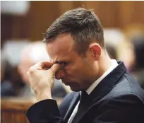  ??  ?? Rechazo. la carcel. Oscar Pistorius al parecer tendrá que pasar los 15 años en