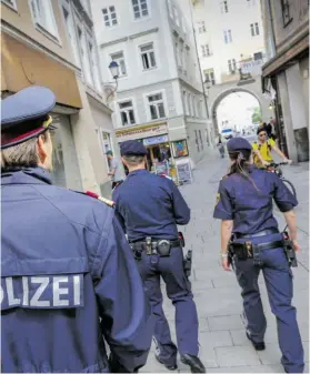  ?? BILD: SN/ROBERT RATZER ?? Zwei angezeigte Vergewalti­gungen: Kein zusätzlich­es Polizeiauf­gebot in der Innenstadt.