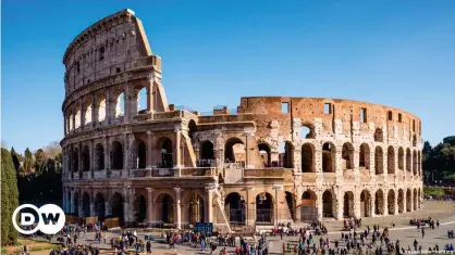  ??  ?? Centuries after being removed, the Colosseum will be getting a floor again