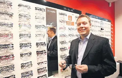 Mindestens Jede Dritte Brille Mochte Zukunftig Pro Optik In Ratingen Verkaufen Heute Am 10 Marz Eroffnet Einer Der Drei Grossen Augenoptiker Sein 136 Fachgeschaft Pressreader