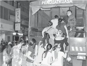 Ops Ikrar 19 Tukang Urut Ditahan Jabatan Imigresen Tawau Pressreader