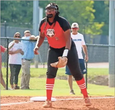  ?? Gail Conner ?? Cedartown’s Alexas Poole and the rest of the Lady Bulldogs have kicked off the 2020 season with a 3-0 record behind some thrilling comebacks.