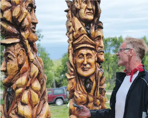  ?? MARIE DONAIS CALDER ?? Sculptor Darren Jones created this wooden sculpture as a memorial to 20 RCAF pilots and one ground crew member who died in a plane crash near the Estevan airport in 1946. The monument will officially be unveiled at a ceremony on Sunday.