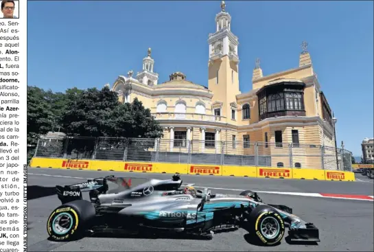  ??  ?? IMBATIBLE. Hamilton se llevó la pole en Bakú, la número 66 de su carrera, superando a Senna y con medio segundo sobre su compañero, Bottas.