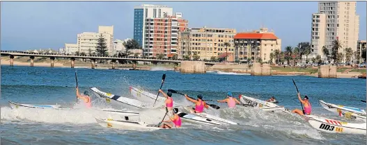  ??  ?? MAKING A SPLASH: Contestant­s in the South African Surf Lifesaving Interprovi­ncial Championsh­ips race off Humewood Beach yesterday. The 2016 National Championsh­ips, being hosted in conjunctio­n with Lifesaving East Cape and the Kings Beach Surf...